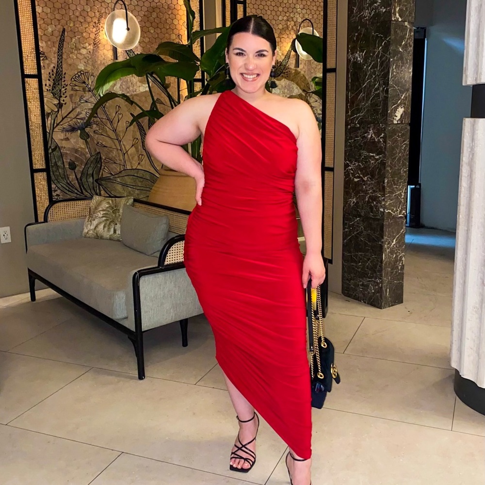 Norma Kamali Diana Gown in Red Size L